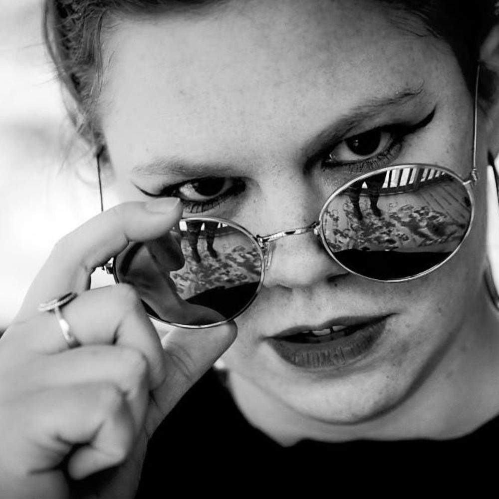 Meet your Posher, Claire